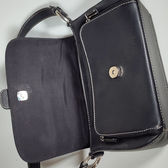 Villager by Liz Claiborne black leather shoulder bag purse - Picture 5 of 12